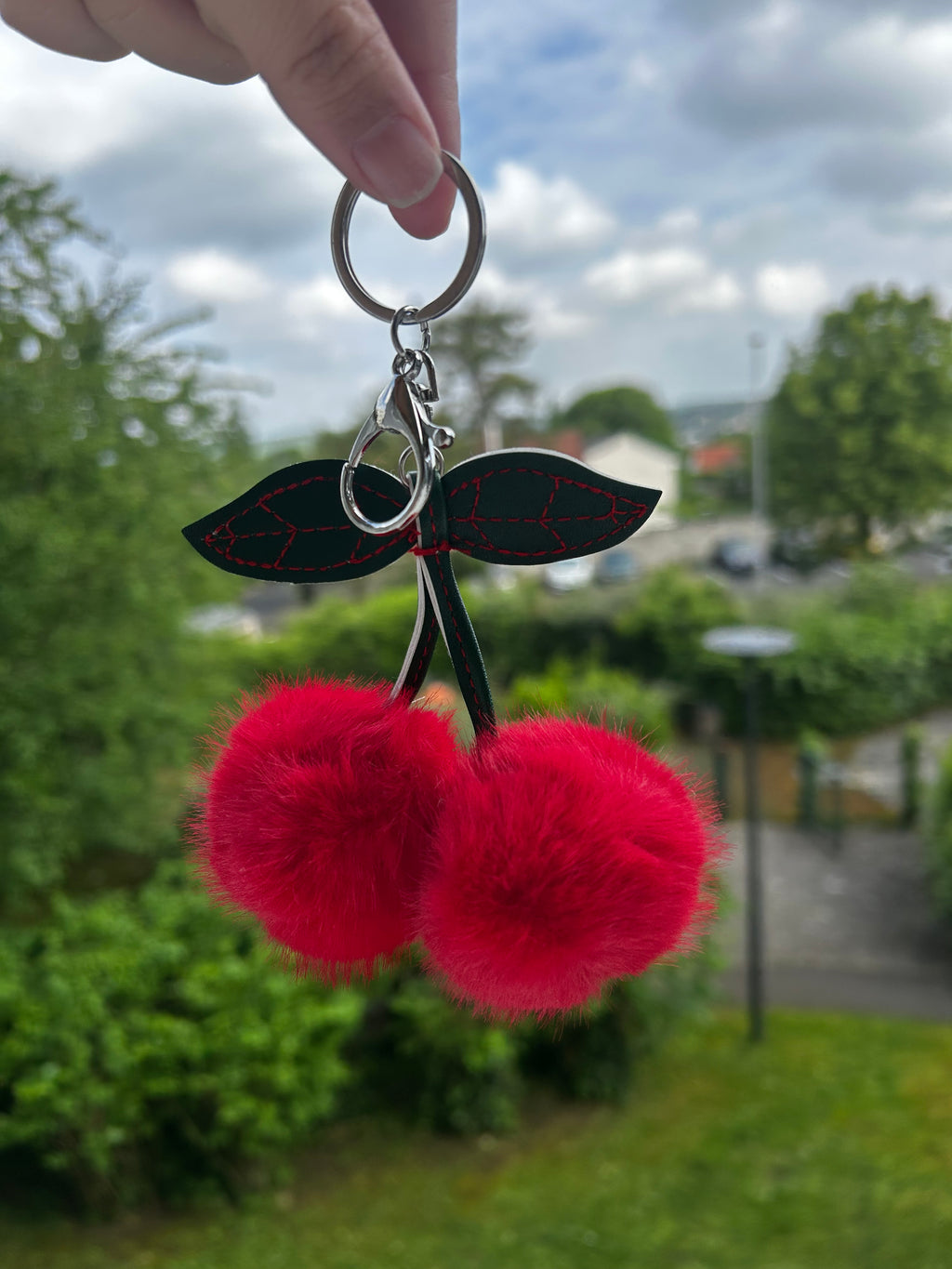 Accessoire sac cerise